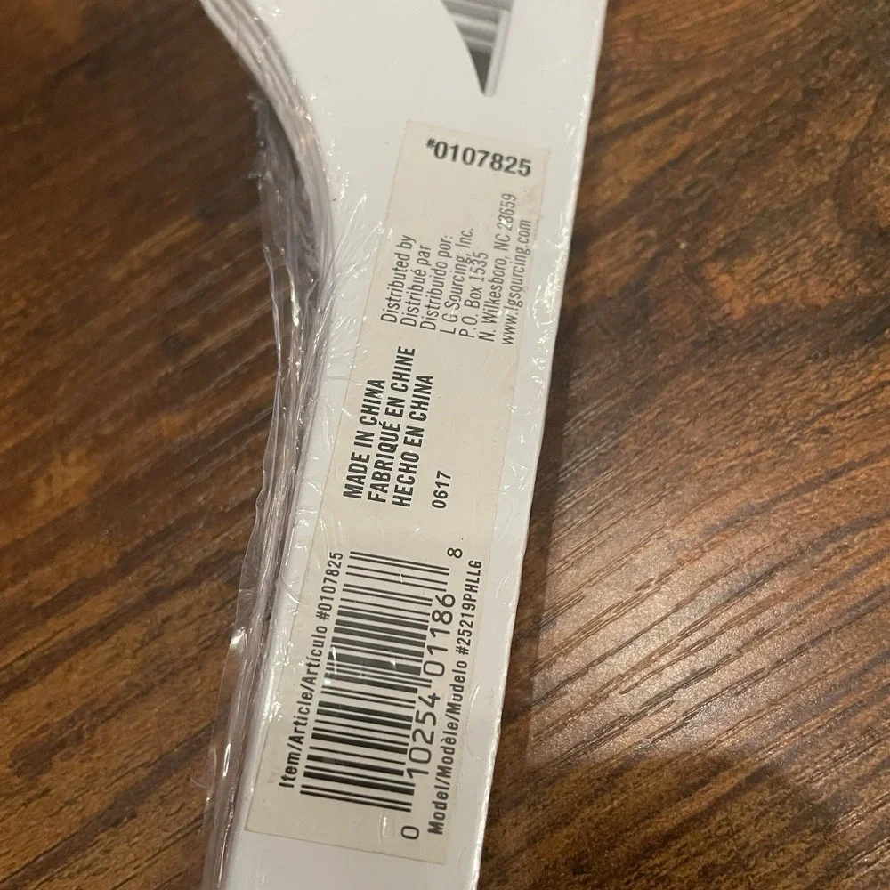 ✅(4) White Shelf Brackets 12.6